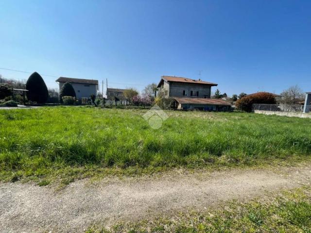 Villa in vendita a Borgomanero NO