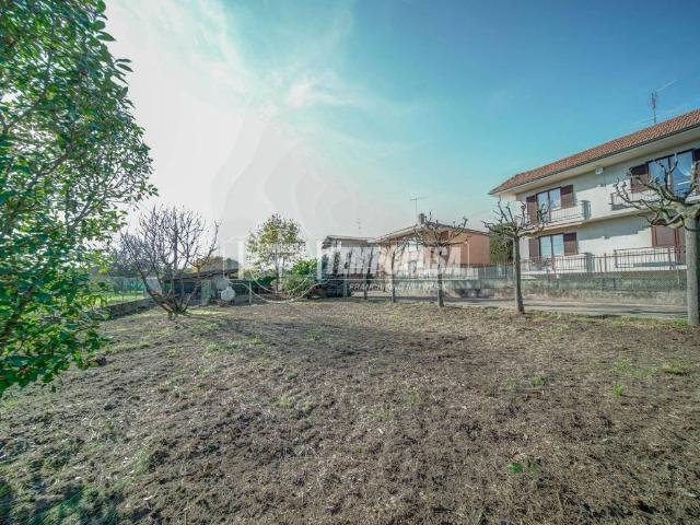 Villa in vendita a Borgomanero NO