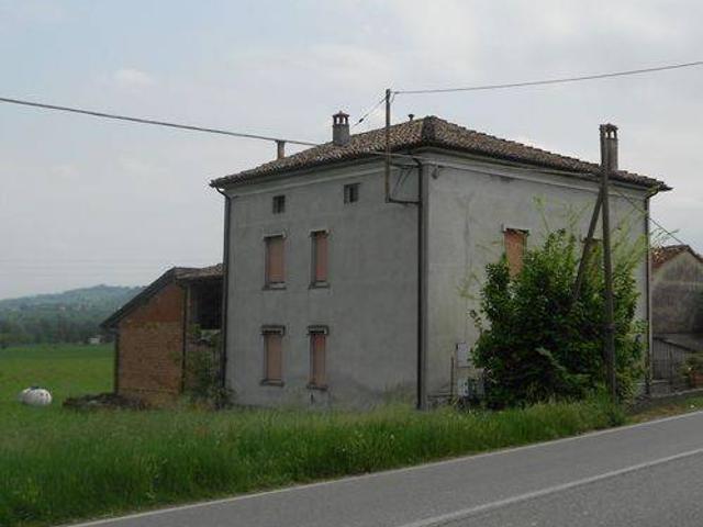 Villa in vendita a Borgonovo Val Tidone PC