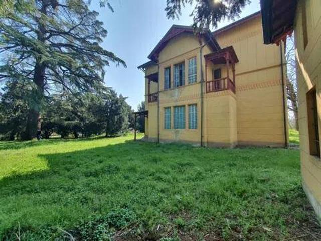 Villa in vendita a Borgonovo Val Tidone PC