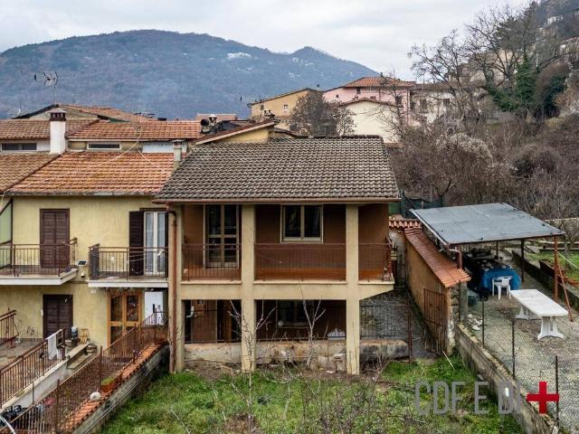 Villa in vendita a Borgorose RI