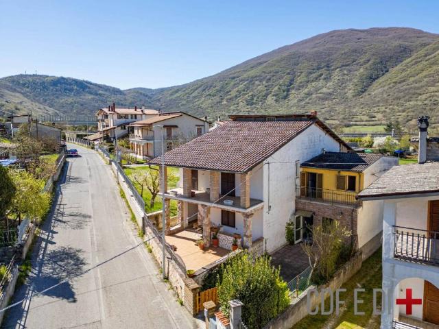 Villa in vendita a Borgorose RI