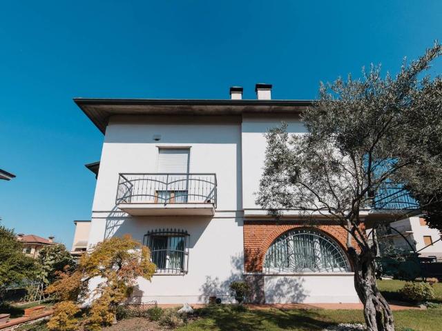 Villa in vendita a Borgosatollo BS
