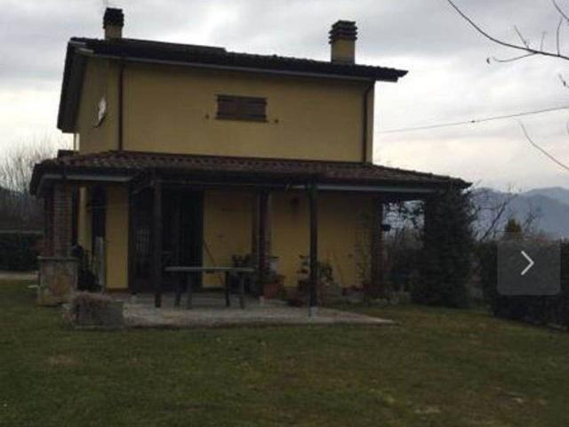 Villa in vendita a Borghetto di Vara SP