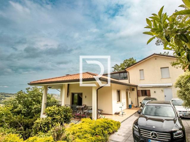 Villa in vendita a Borghi FC