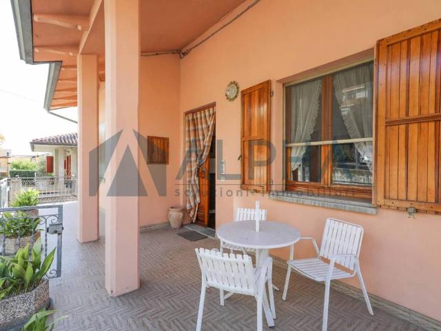 Villa in vendita a Borghi FC