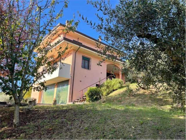 Villa in vendita a Borghi FC