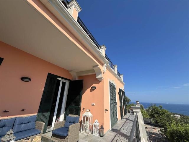 Villa in vendita a Bordighera IM