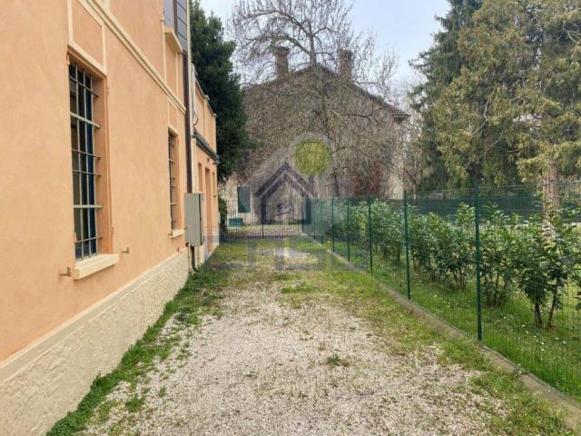 Villa in vendita a Boretto RE