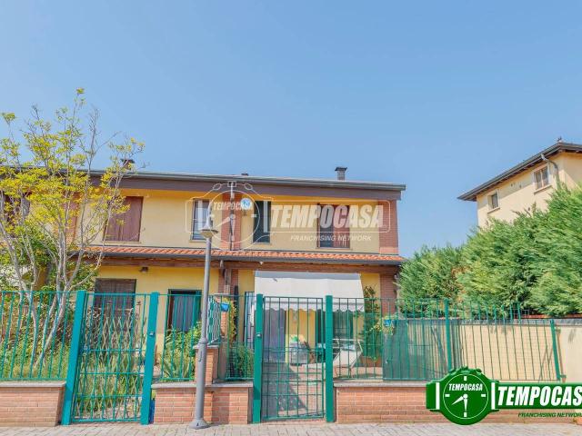 Villa in vendita a Bornasco