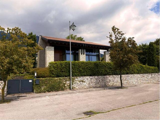 Villa in vendita a Borso del Grappa TV
