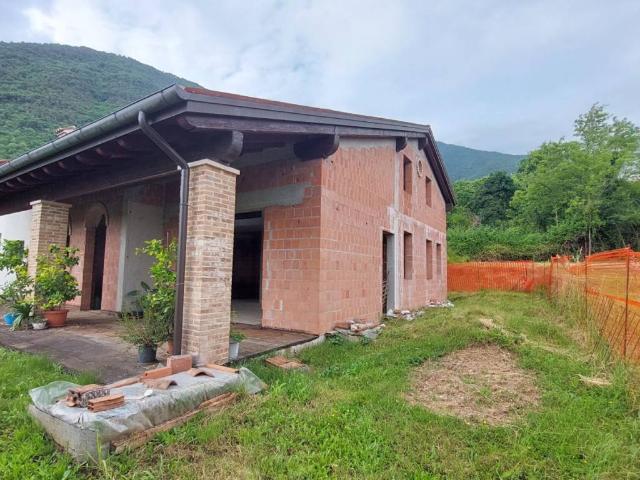 Villa in vendita a Borso del Grappa TV