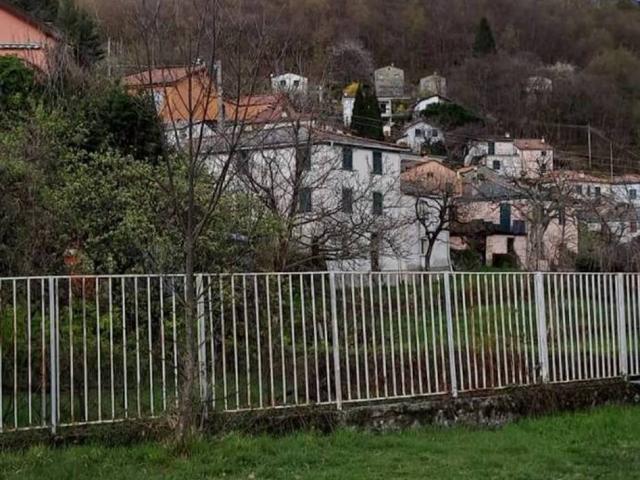 Villa in vendita a Borzonasca GE