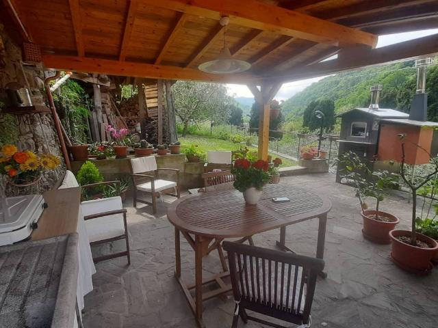 Villa in vendita a Borzonasca GE