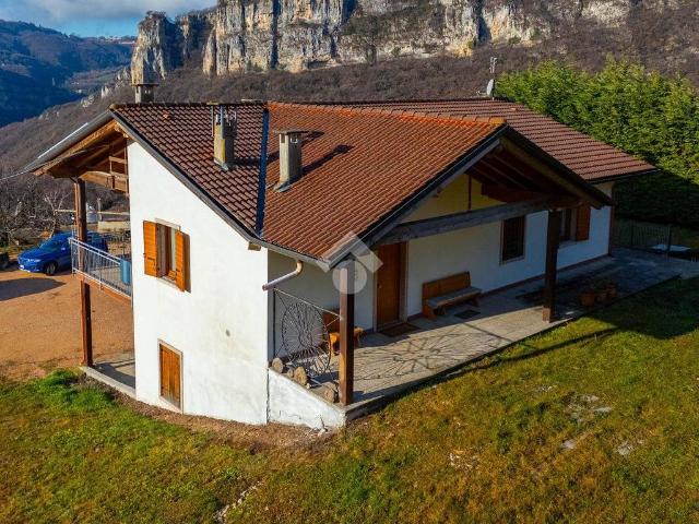 Villa in vendita a Bosco Chiesanuova VR