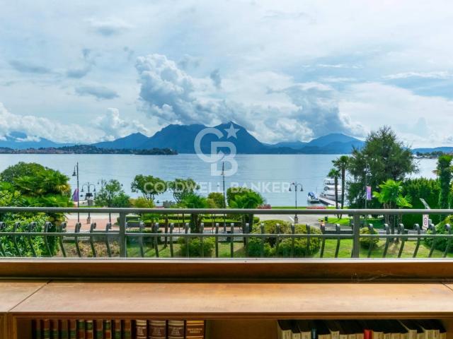 Villa in vendita a Baveno 1300m² Baveno