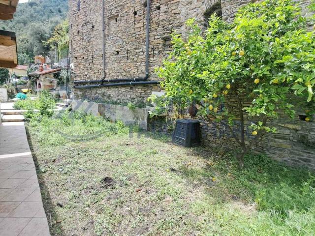 Villa in vendita a Badalucco IM