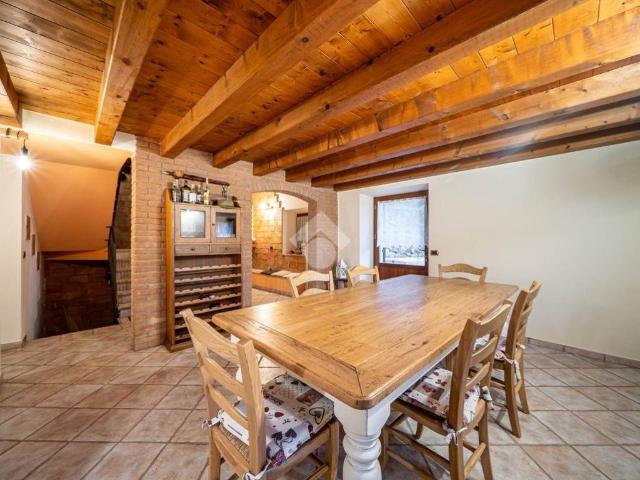 Villa in vendita a Badia Calavena VR