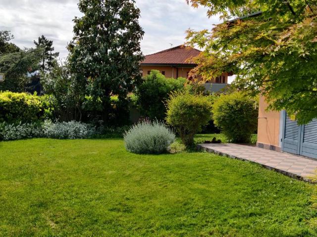 Villa in vendita a Bagnolo Mella BS