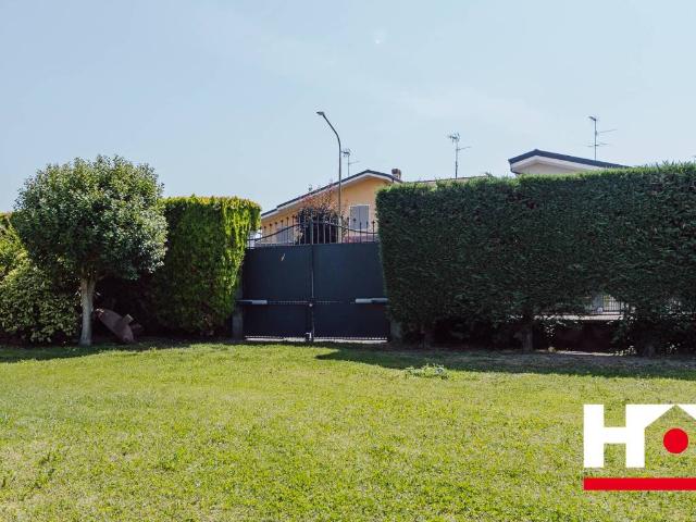 Villa in vendita a Bagnolo Mella BS