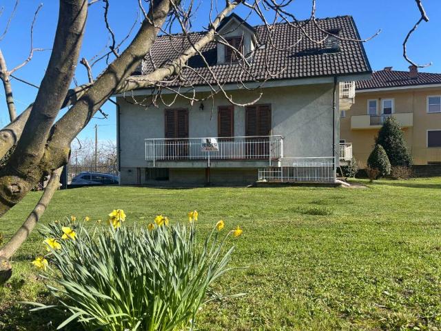 Villa in vendita a Bagnolo Piemonte CN