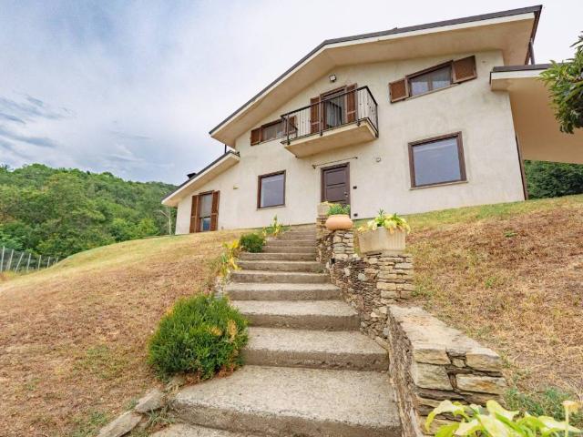 Villa in vendita a Bagnolo Piemonte CN