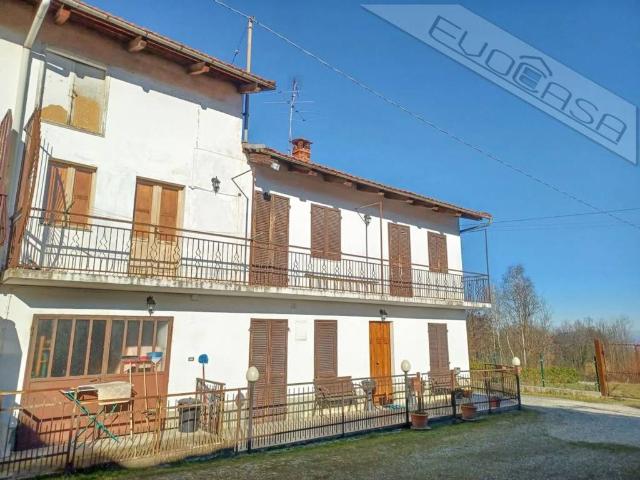 Villa in vendita a Bagnolo Piemonte CN