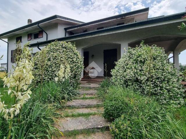 Villa in vendita a Bagnolo San Vito MN