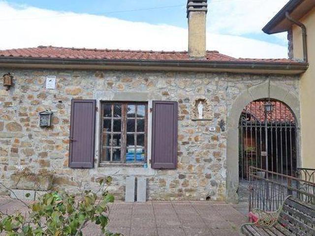 Villa in vendita a Bagnone MS