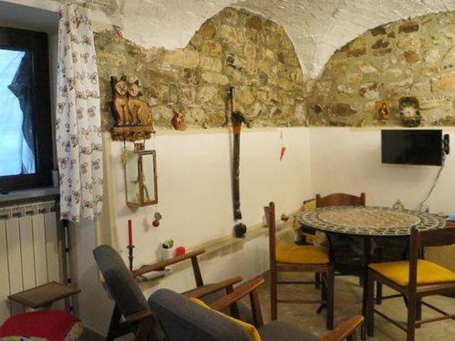 Villa in vendita a Bagnone MS
