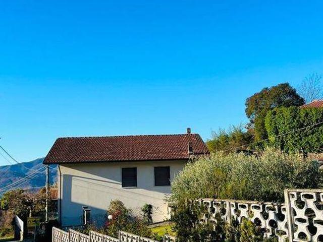 Villa in vendita a Bagnone MS