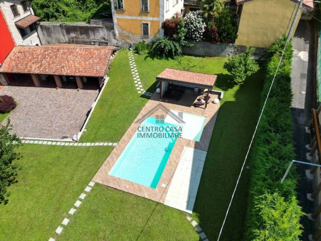 Villa in vendita a Bagnatica BG