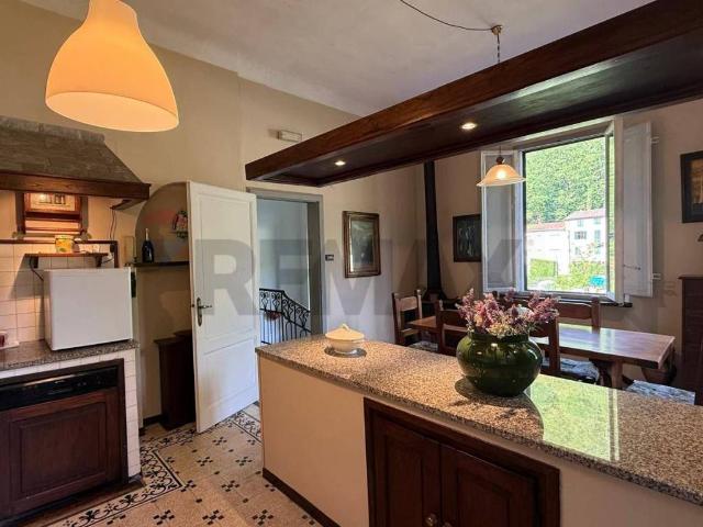 Villa in vendita a Bagni di Lucca LU