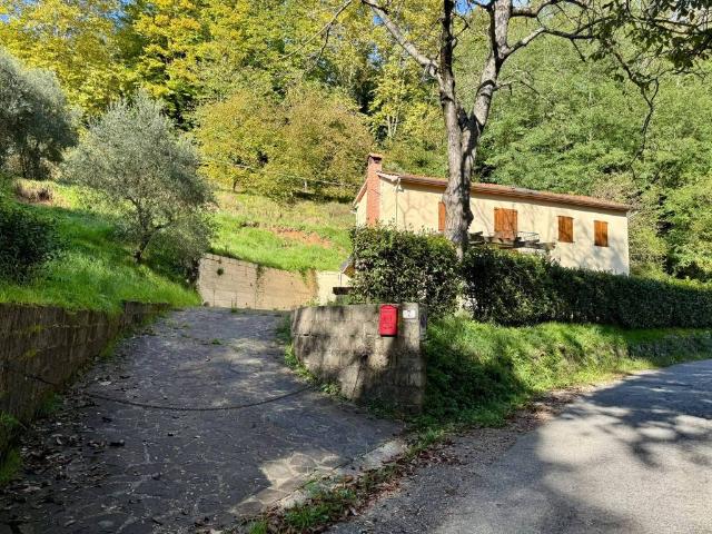 Villa in vendita a Bagni di Lucca LU