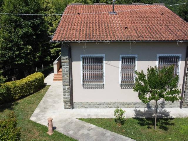 Villa in vendita a Bagni di Lucca LU