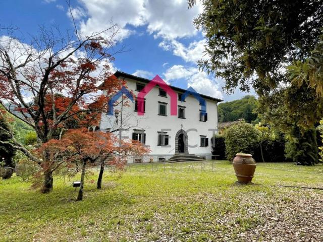 Villa in vendita a Bagni di Lucca LU