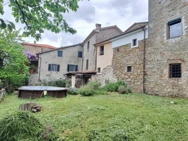 Villa in vendita a Bagni di Lucca LU