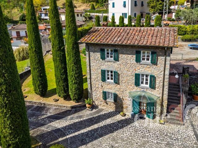 Villa in vendita a Bagni di Lucca LU