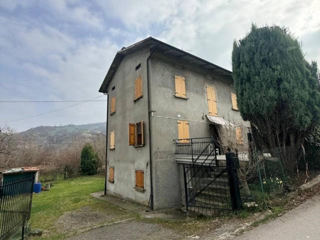 Villa in vendita a Baiso RE