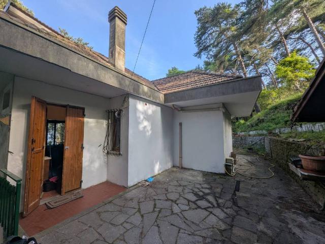 Villa in vendita a Bajardo IM