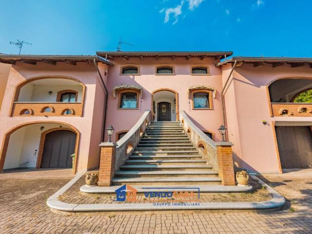 Villa in vendita a Baldichieri d'Asti AT