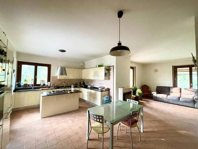 Villa in vendita a Pino Torinese TO