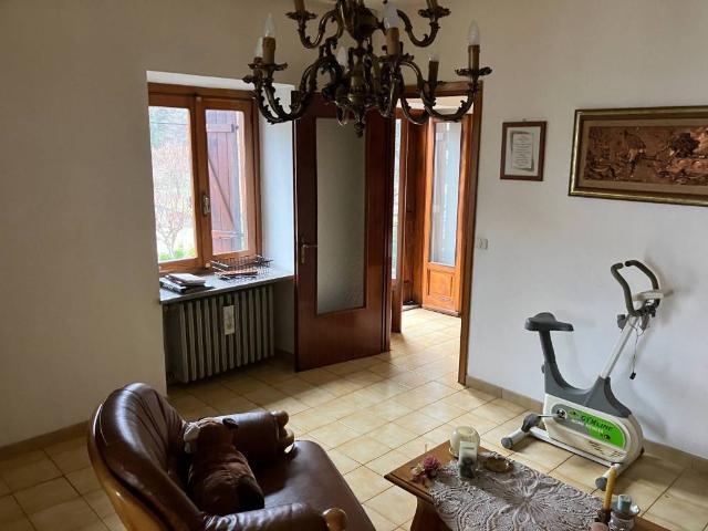Villa in vendita a Baldissero Canavese TO