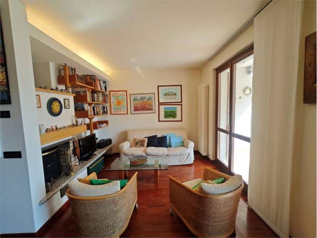 Villa in vendita a Ballabio LC