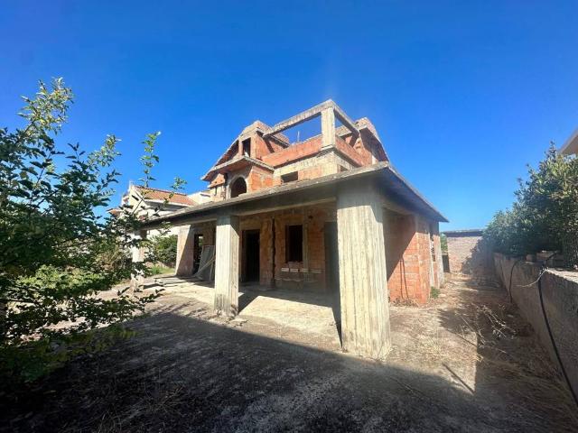 Villa in vendita a Barcellona Pozzo di Gotto ME