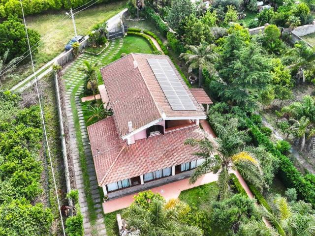 Villa in vendita a Barcellona Pozzo di Gotto ME