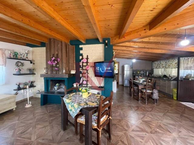 Villa in vendita a Barcellona Pozzo di Gotto ME