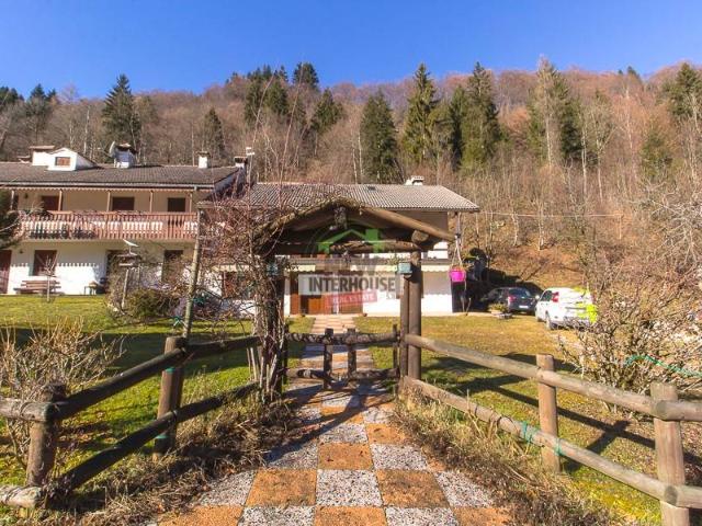 Villa in vendita a Barcis PN