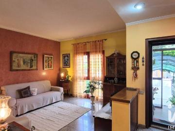 Villa in vendita a Baranzate MI