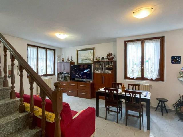 Villa in vendita a Baranzate MI
